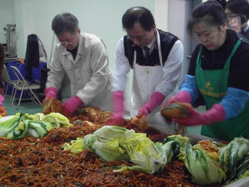 동춘1동 새마을부녀회, ‘사랑의 김장 나누기’의 1번째 이미지